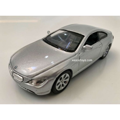 BMW 645 en Miniatura